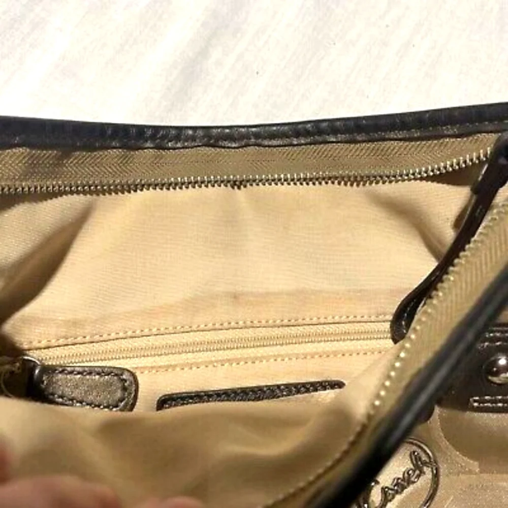 Coach F19730 Khaki Signature Optic Metallic Leather Chain Crossbody Bag Purse.